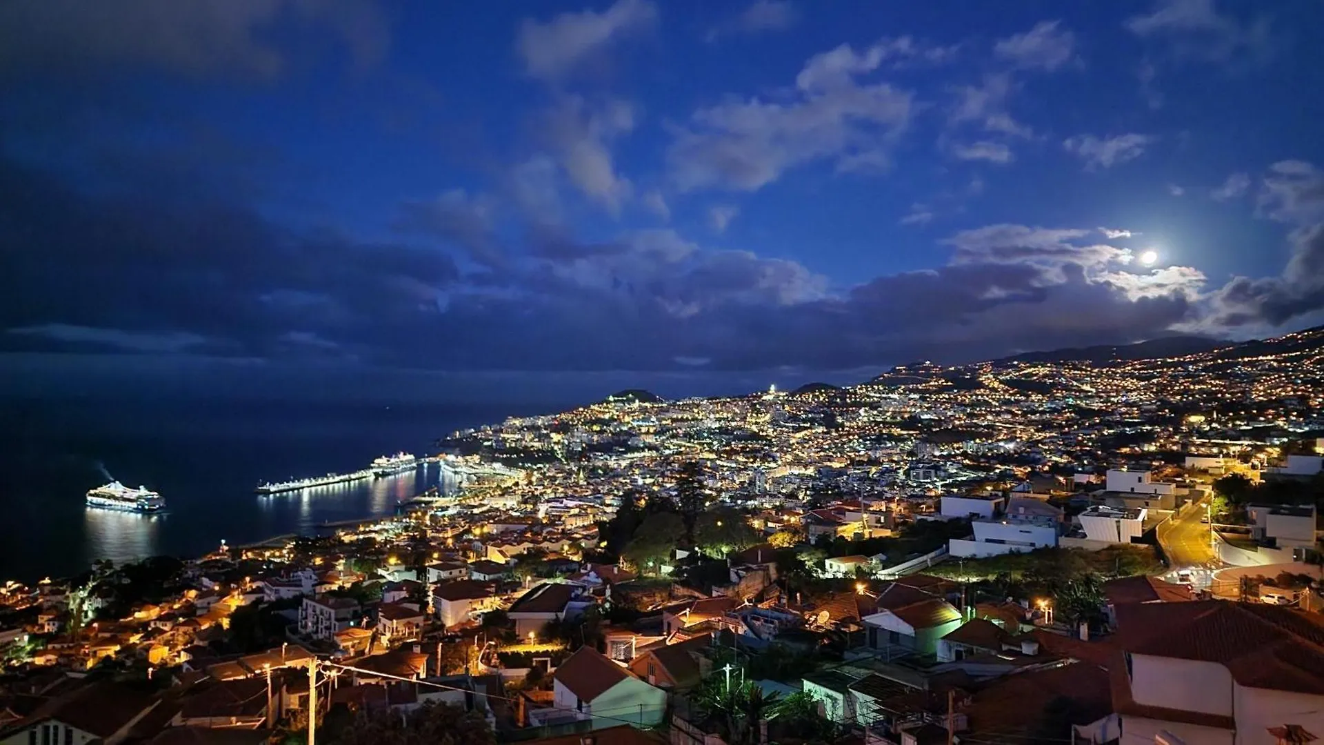 Murteiras Living Funchal  0*, Funchal (Madeira) Portugal